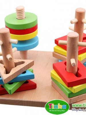 Bốn cọc thử thách