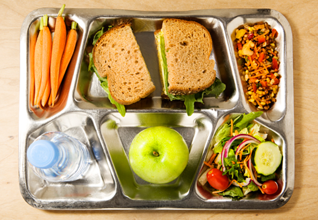 thuc-pham-mua-he-cho-be