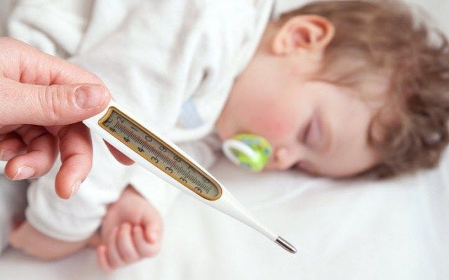 cách chăm sóc khi trẻ ốm